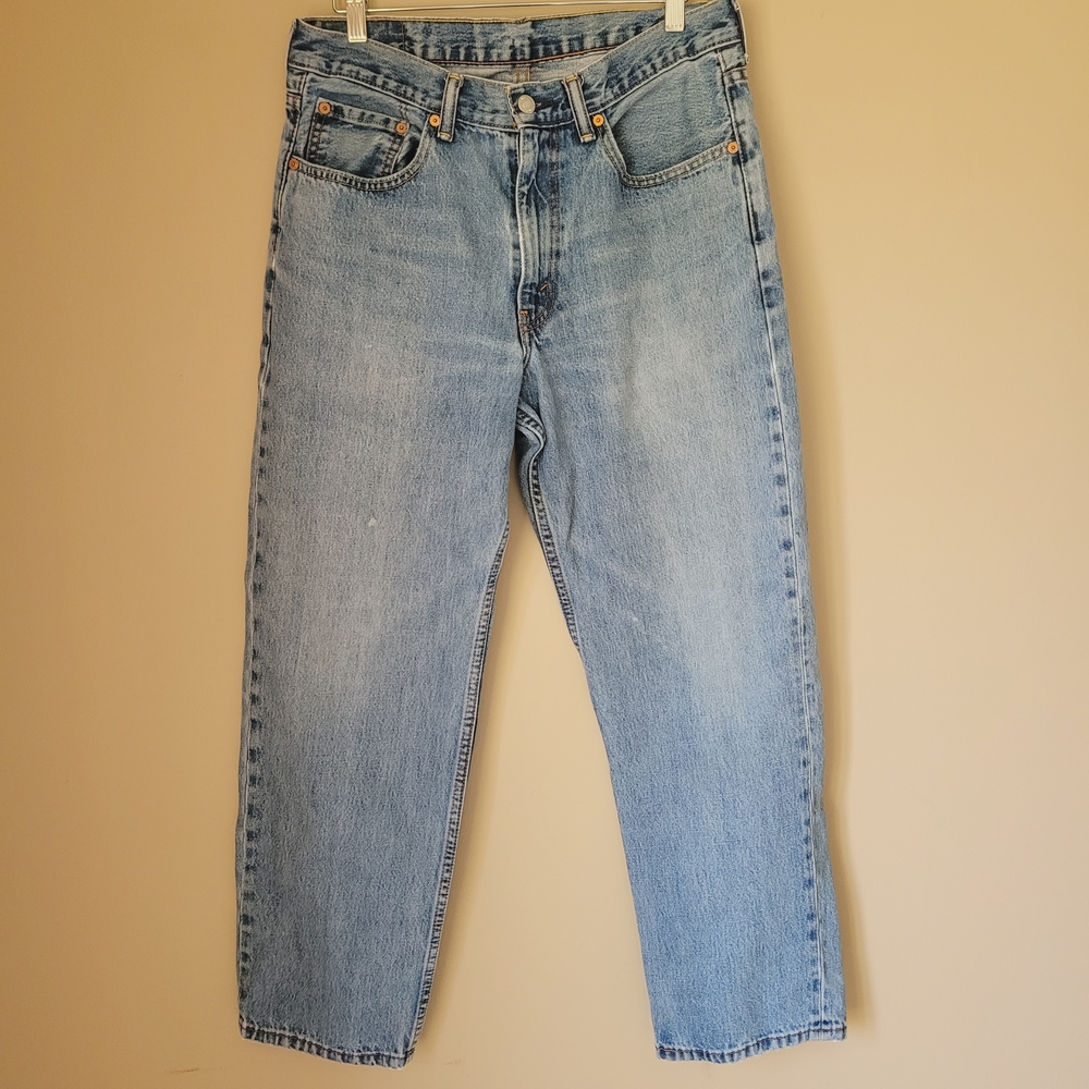 Classic Blue Straight-Leg Jeans with Subtle Fading